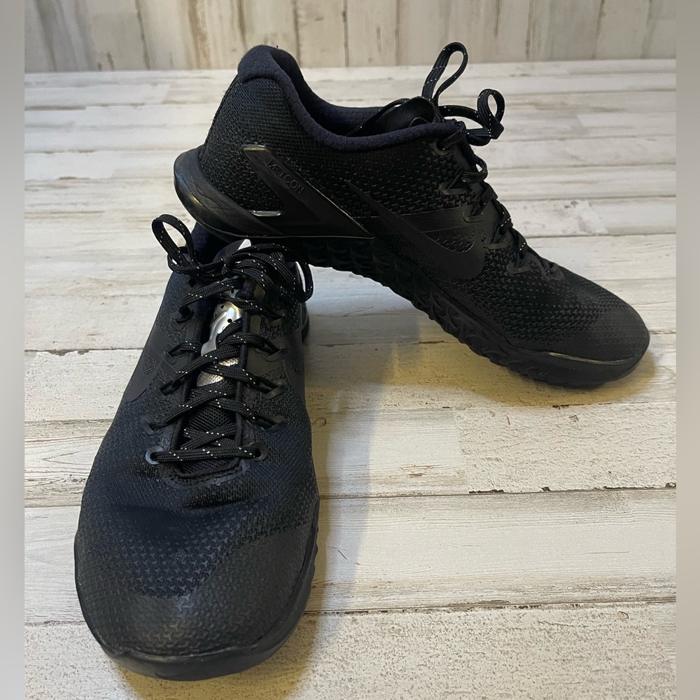 Women’s Nike Metcon 4 Black Training Gym Workout Sneakers Size 7.5 AH8194-001